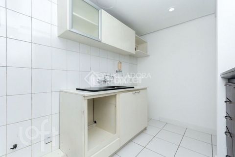 Image 6 - 883756