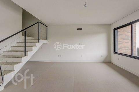 Image 8 - 883776