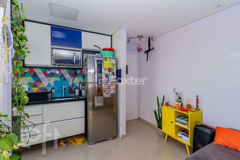 Image 8 - 883786