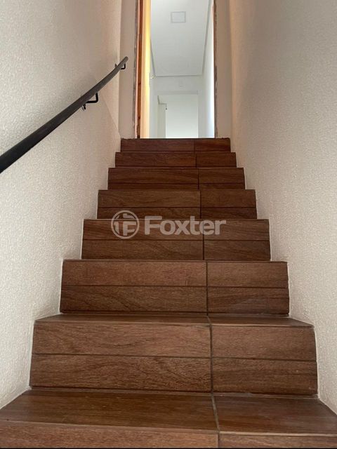 Image 5 - 883797