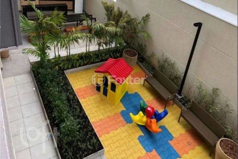 Image 8 - 883814