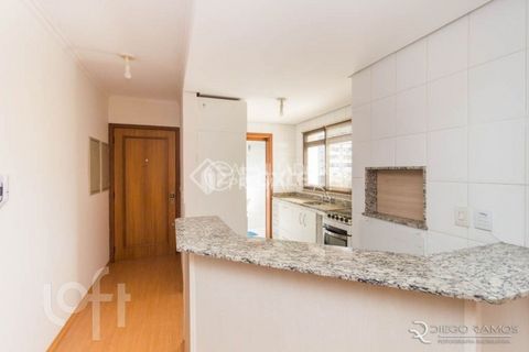 Image 17 - 883816