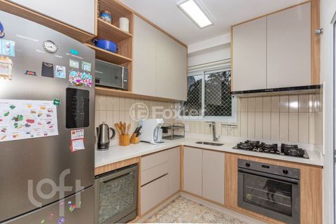 Image 17 - 883821
