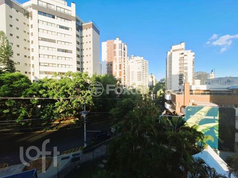 Image 14 - 883838
