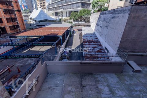 Image 9 - 883841