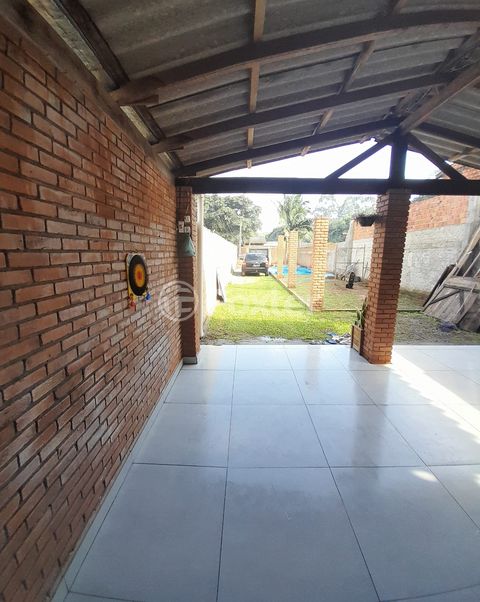 Image 3 - 883847
