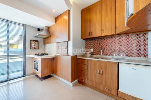 Image 7 - 883852