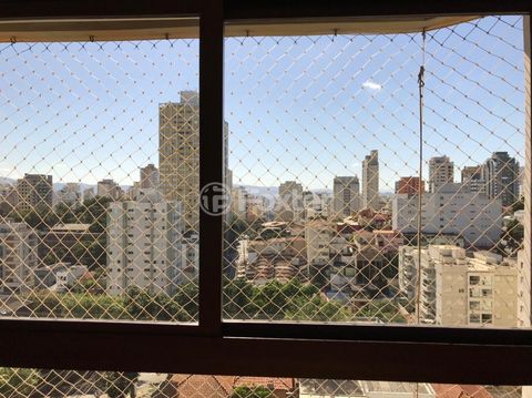 Image 5 - 883889
