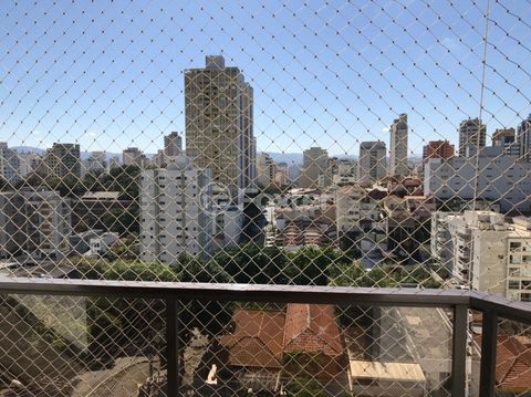 Image 9 - 883889