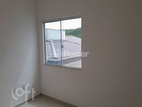 Image 8 - 883943