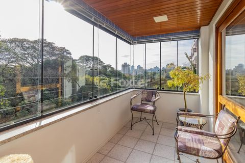 Image 4 - 883954