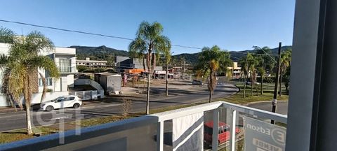 Image 8 - 883956