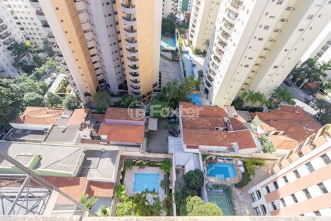 Image 4 - 883975