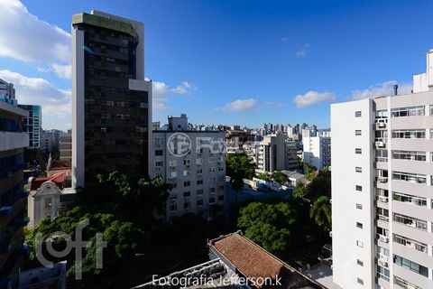 Image 14 - 883978