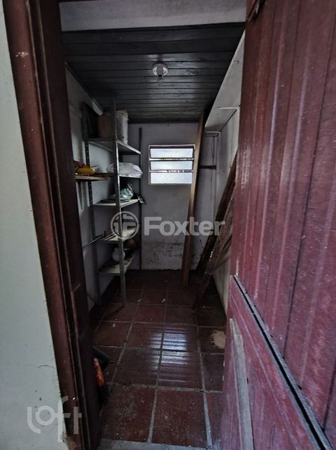 Image 7 - 884014