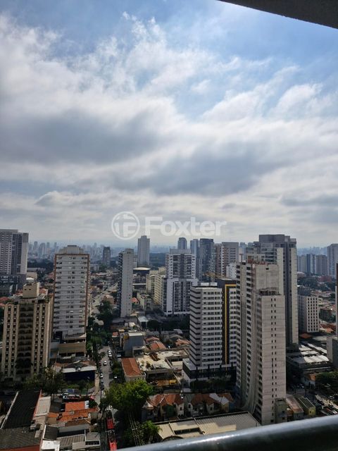Image 3 - 884044