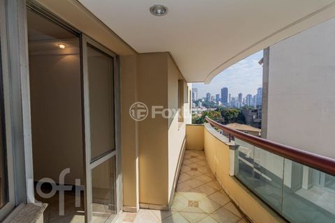 Image 8 - 884063