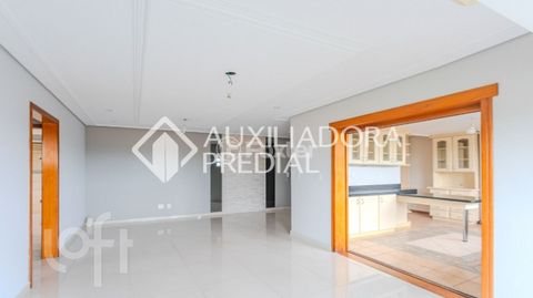 Image 4 - 884064