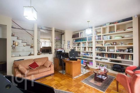 Image 4 - 884069