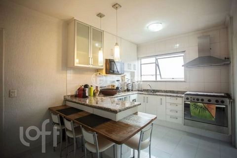 Image 9 - 884073
