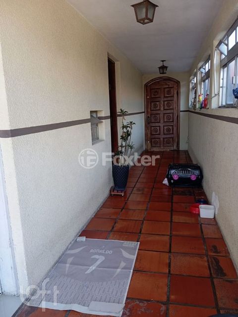 Image 7 - 884134