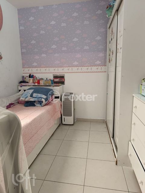 Image 7 - 884147