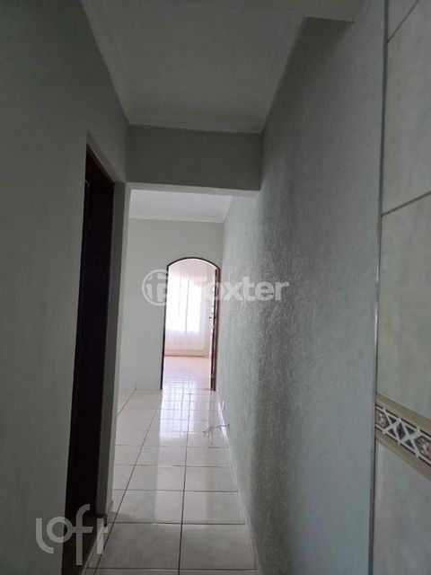 Image 4 - 884153
