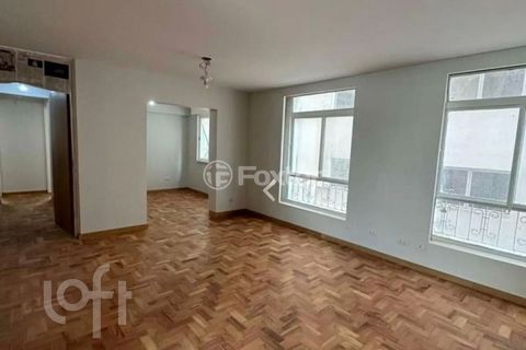 Image 6 - 884159