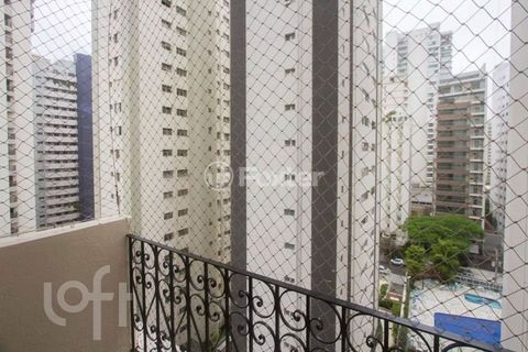 Image 16 - 884164