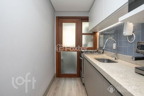 Image 14 - 884173