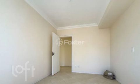 Image 4 - 884175