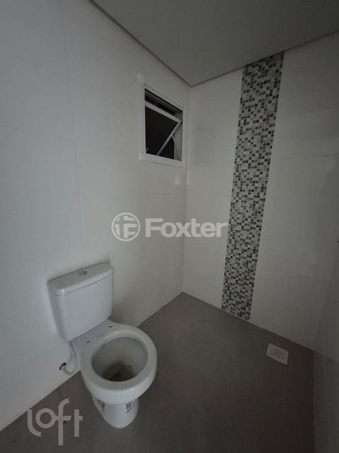 Image 9 - 884184