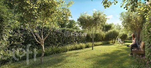Image 12 - 884192