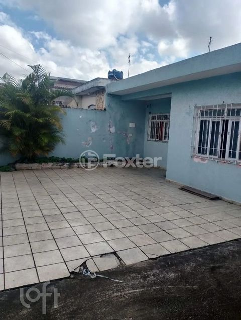 Image 7 - 884206