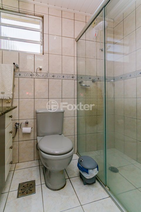Image 8 - 884213