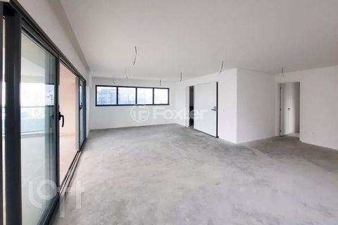 Image 3 - 884215