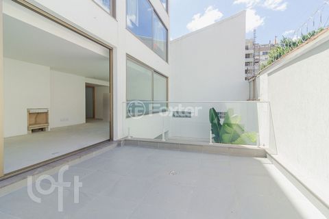 Image 3 - 884226