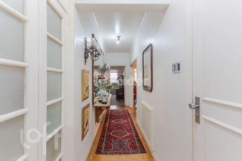 Image 3 - 884232