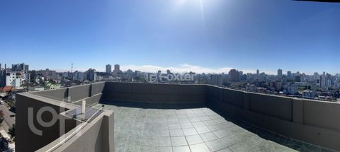 Image 1 - 884251