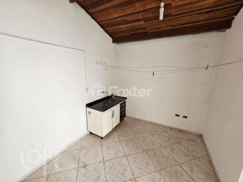 Image 3 - 884281