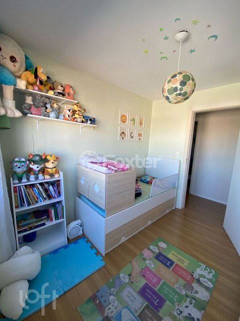 Image 9 - 884282