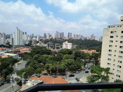 Image 5 - 884293