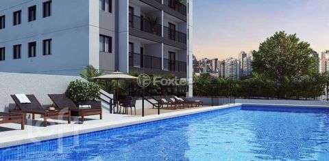 Image 17 - 884304