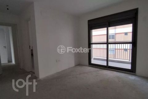 Image 7 - 884306