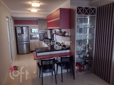 Image 7 - 884314