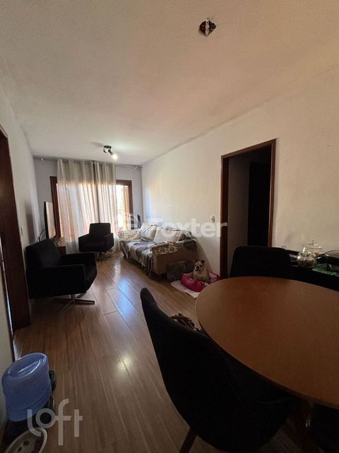 Image 3 - 884365