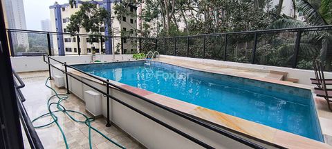 Image 9 - 884380