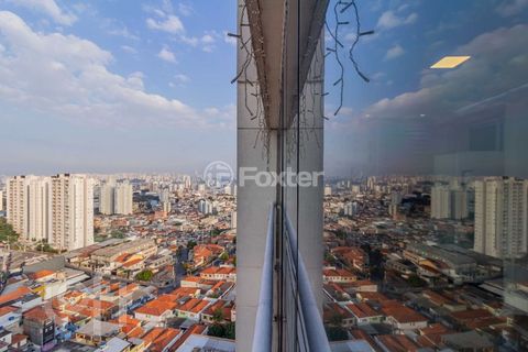 Image 18 - 884395