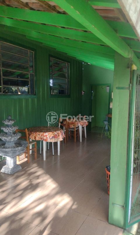 Image 7 - 884496