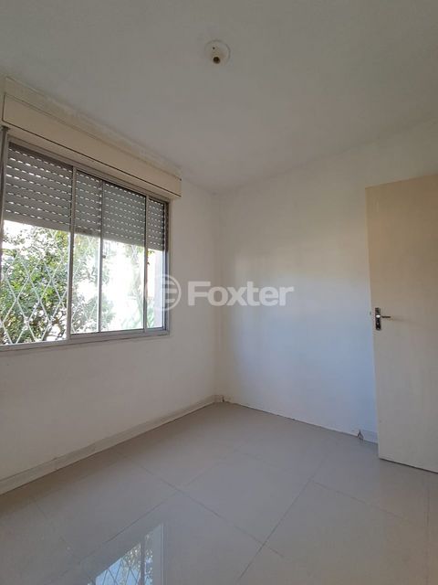 Image 7 - 884532